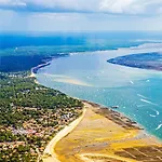 Le Banc D Arguin Escapade Romantique Port Et Piscine Naturelle A Proximite Terrasse Wifi Detente Assuree Apartment Audenge